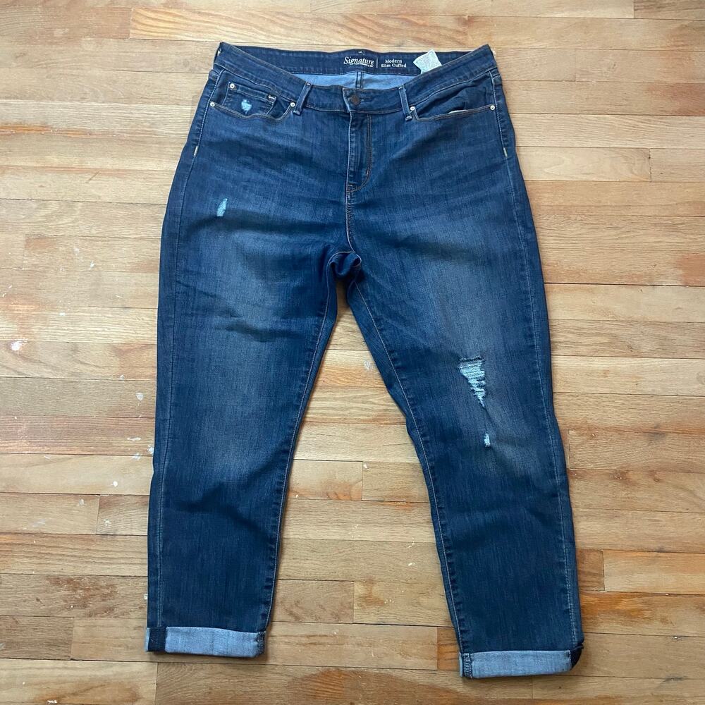 Signature by Levi Strauss Women's Mid Rise Slim Boyfriend Jeans Size 18 W34